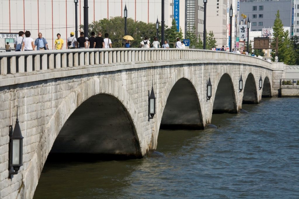 新潟市的象征万代桥